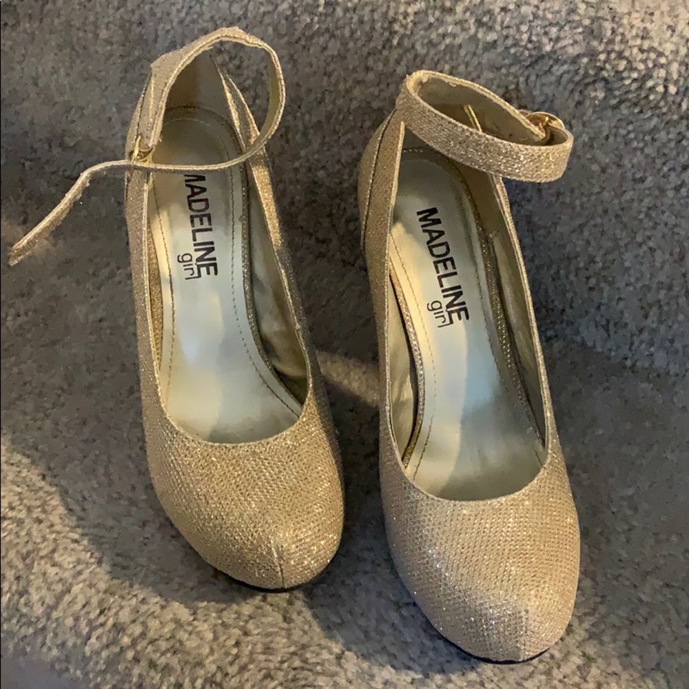 Gold Sparkling Heels